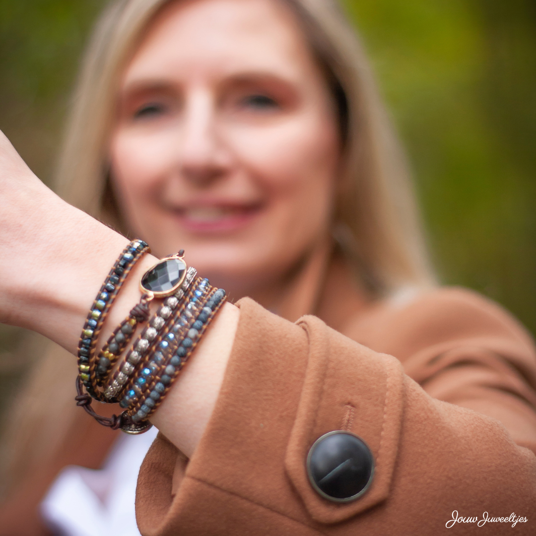 Vegan Black Beauty Bracelet